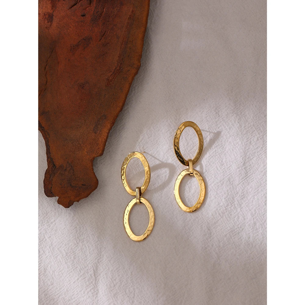 Brinco Alongado Argolas com Textura