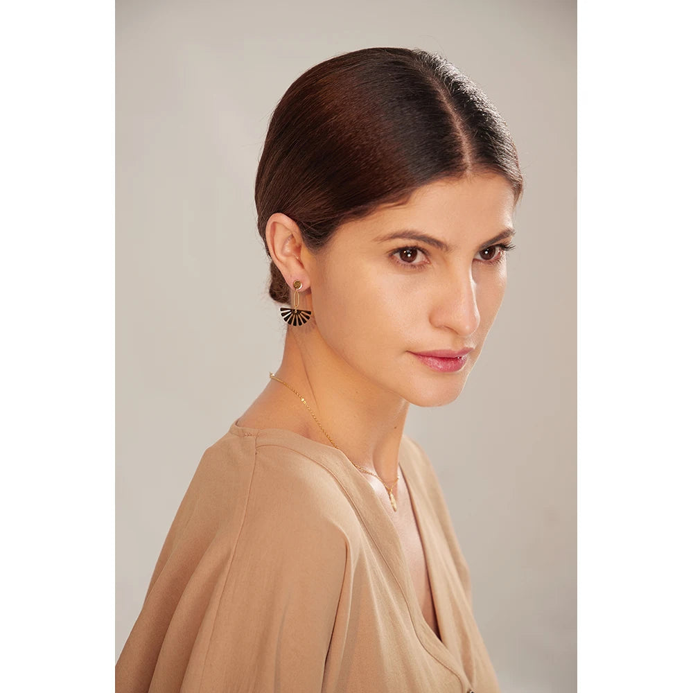 Brinco Flor Estilizada