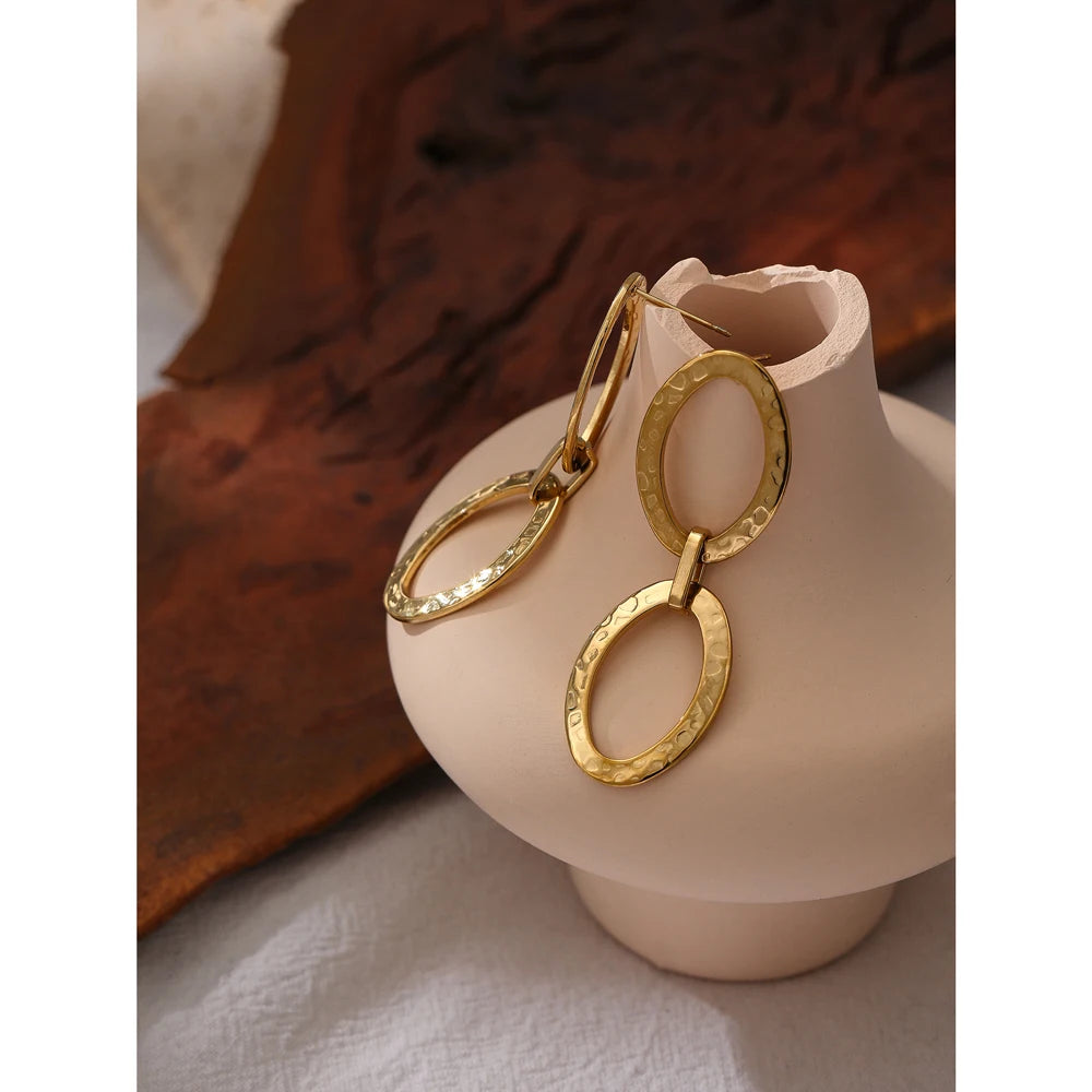 Brinco Alongado Argolas com Textura