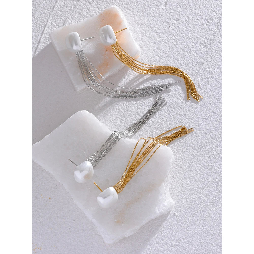 Brinco Longo Pérola Quadrada