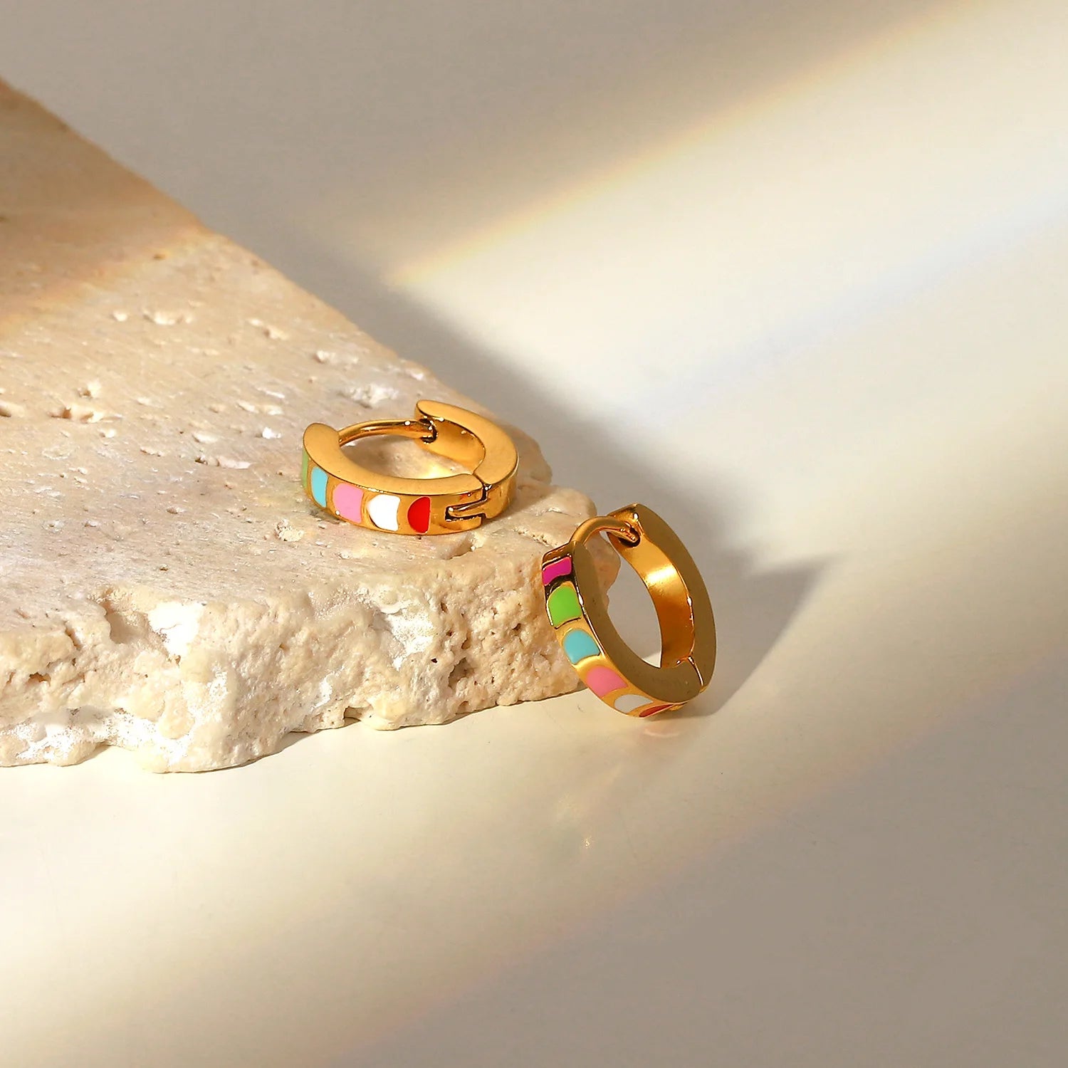 Brinco de Argola Colorido Moderno