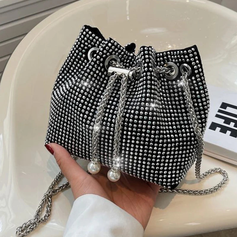 Bolsa Balde com Strass