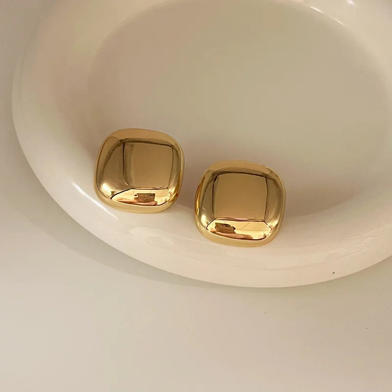 Brinco Quadrado Moderno