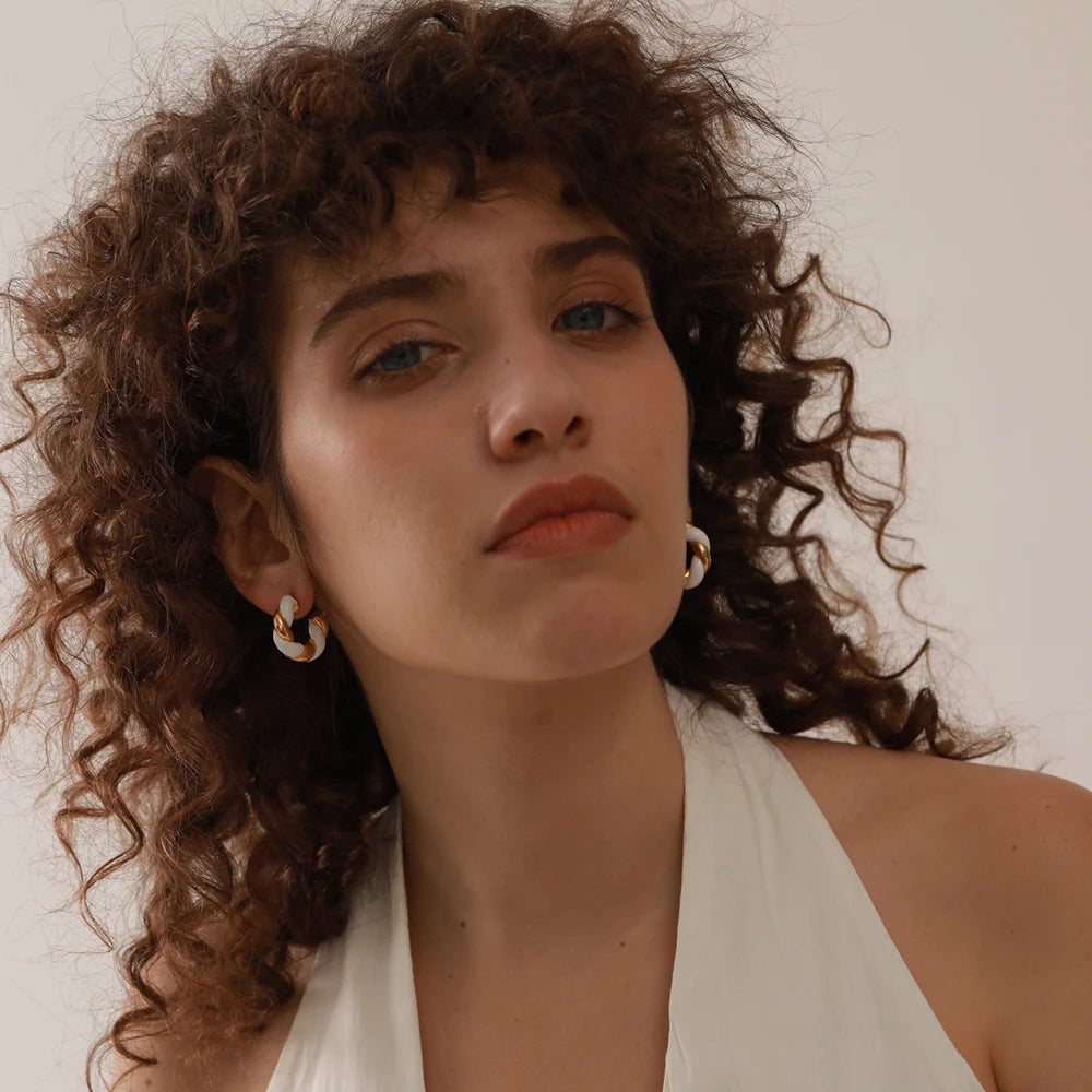 Brinco Argola Dourado e Branco