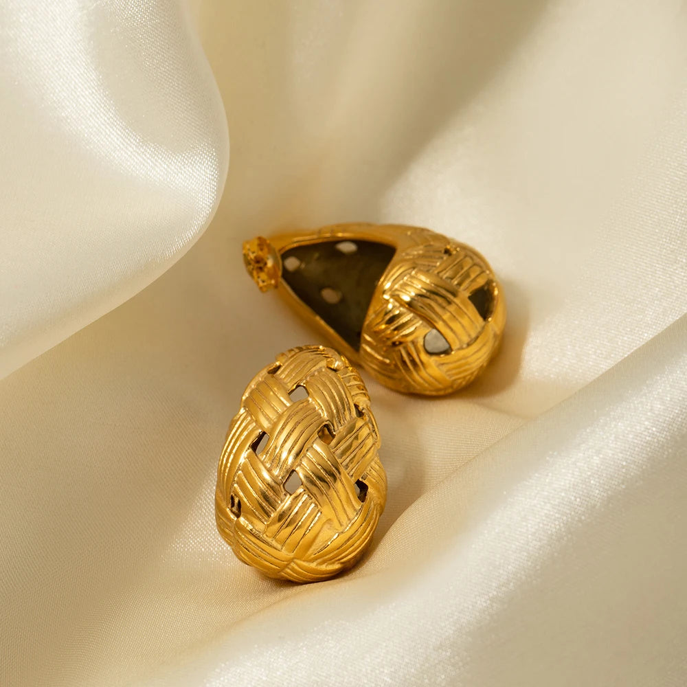 Brinco Gota Trançado