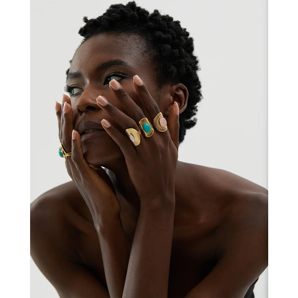 Anel Vintage Com Pedra Natural