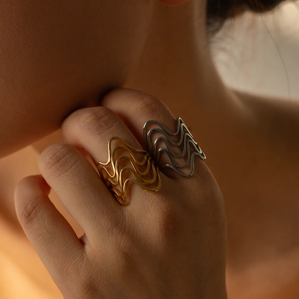 Anel Regulável em Ondas