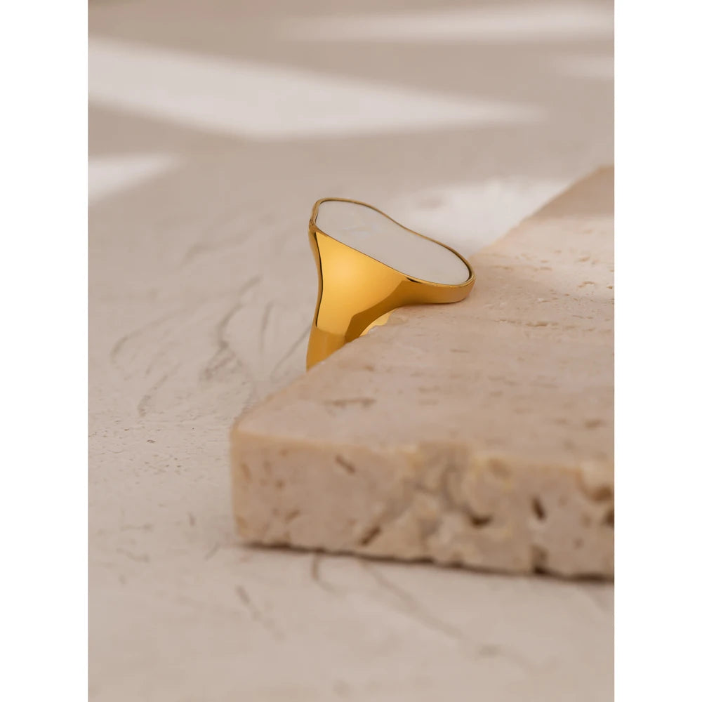 Anel Irregular com Pedra Natural