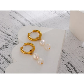 Brinco de Argola com Pingente Duas Pérolas