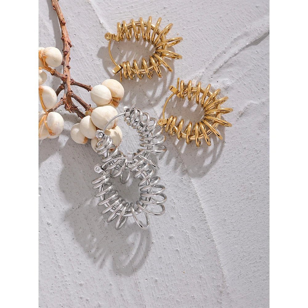 Brinco Argola Estilo Parafuso