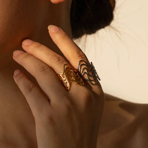 Anel Regulável em Ondas