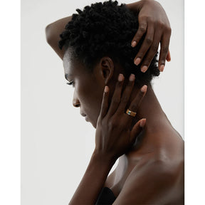 Anel com Zircônia Central