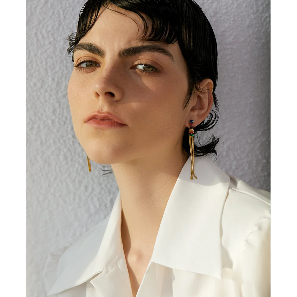 Brinco Longo com Pingente de Zircônia