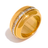 Anel de Arco Dourado com Zircônia