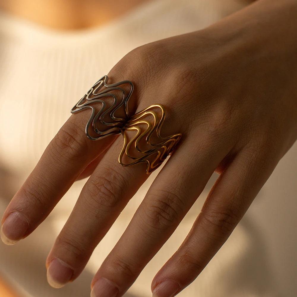 Anel Regulável em Ondas