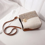 Bolsa de Ombro com Detalhe