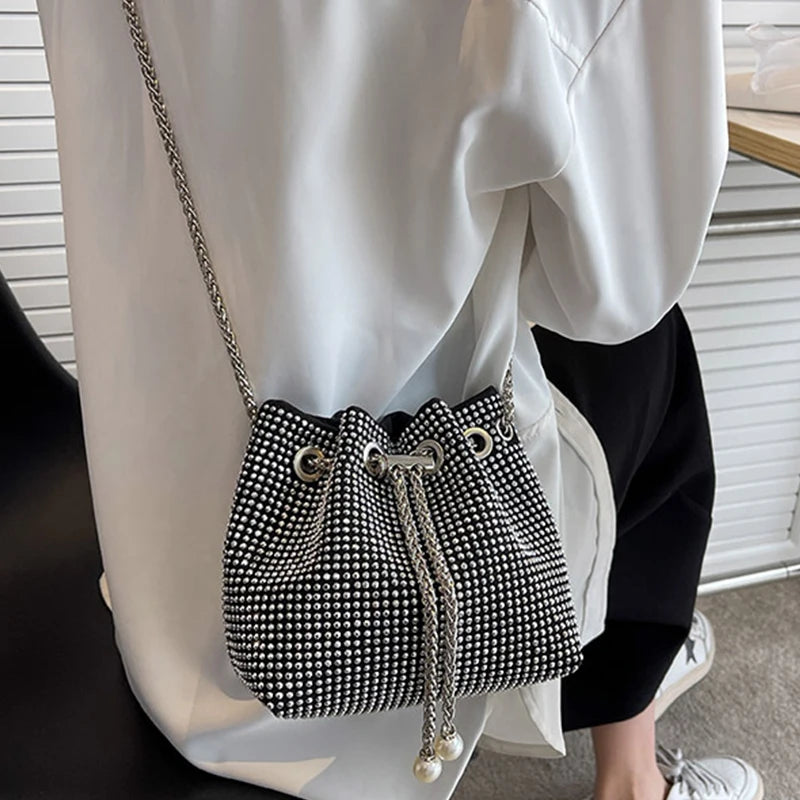 Bolsa Balde com Strass