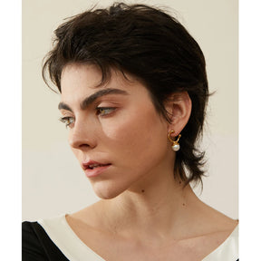 Brinco de Argola Irregular com Pérola