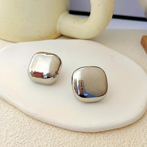 Brinco Quadrado Moderno