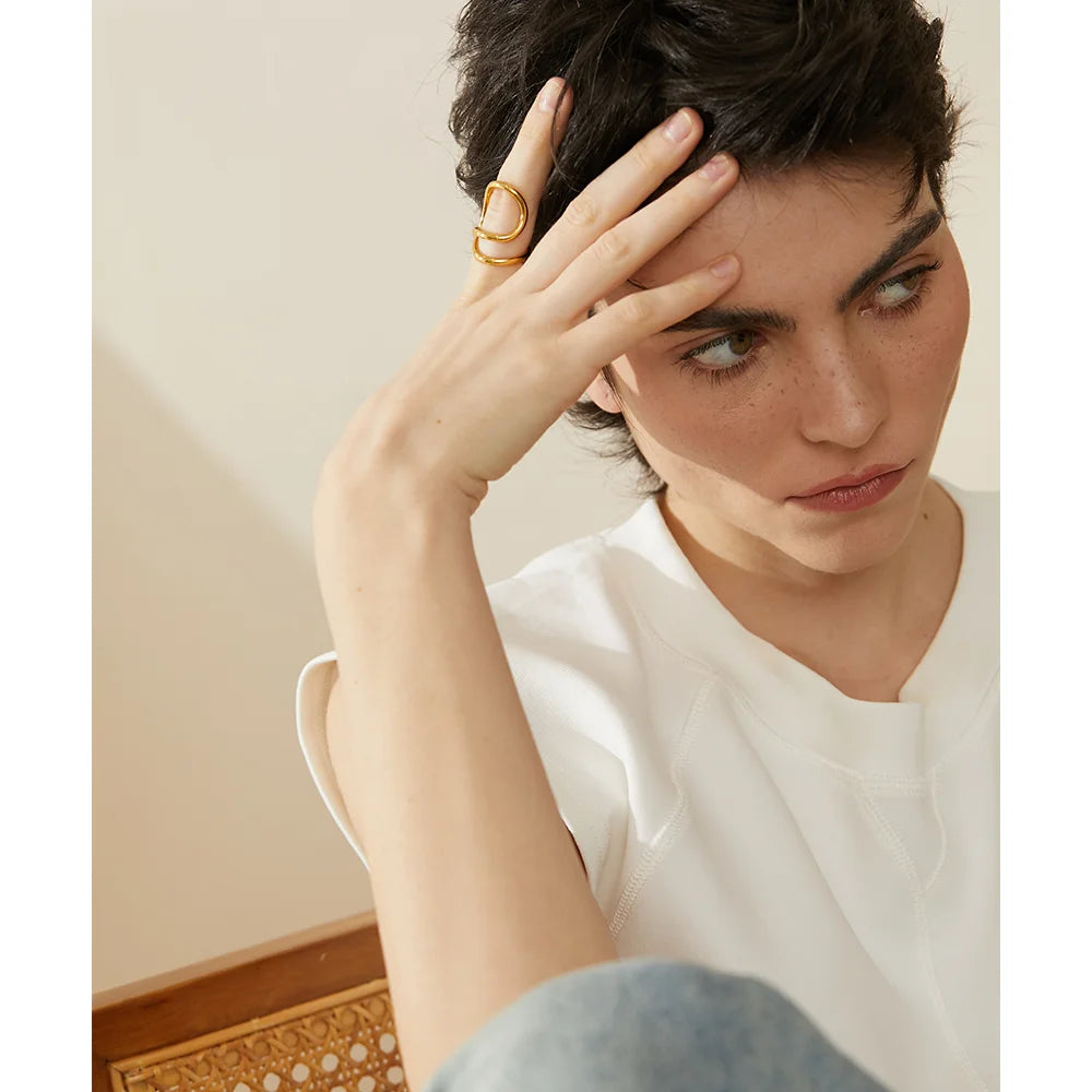 Anel Torcido Moderno